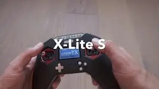 Frsky Taranis X-lite S