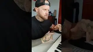 School Kid Riddim - (making a beat using Di Genius' 