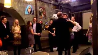 Участники мастер-класса демонстрируют выученные движения (часть-1)