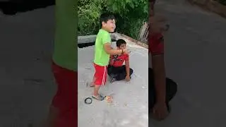 5 year old flying kite
