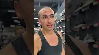 Покупаем кроссовки