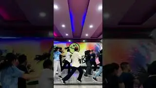 Tiktok vairal dance #ravilama #dance #ravidancer #dancemoves #dancer #dancerravi