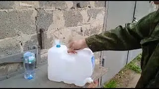 Умывальник из канистры за две минуты.