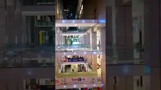 pavilion Malaysia ভিতরের দিকে