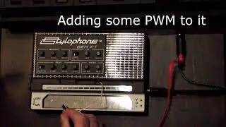 Stylophone Gen X-1 session  (deep drone & filter singing)