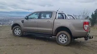 Un tanc de mașină Ford Ranger