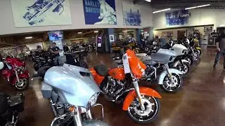 We visited a Harley Davidson dealership in the USA. Our day off in America.