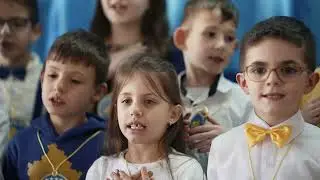 Festa e Pavarësisë së Kosovës klasa 2/3 Mësuesja Drita Sadikaj ( AN Production )