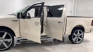 2008 Ford F150 limited edition 4 x 4 crew cab 113k miles, 26 inch wheels.  New arrival !