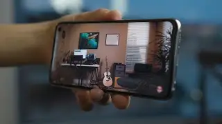 I Choose This Over The S20 | Galaxy S10e Review