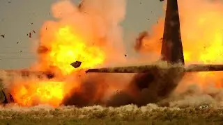 You Don't Want To See This HORRIFYING Plane Crash