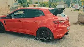 cars leaving car event