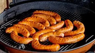 Колбаски гриль с сыром