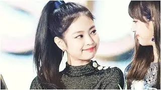 Jenlisa SMA and GDA Moments [Blackpink Jennie & Lisa]