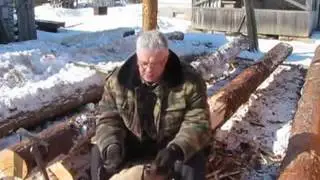 Сруб своими руками  Часть 1  Снятие коры с брёвен   Окорка  Технология и инструменты