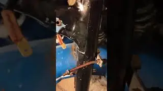 Снимаем перья передней вилки мотоцикла Днепр.