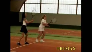 Şahin K Alman Arkadaşları ile Tenis Oynuyor