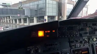 TUI Boeing 737-800 Master Caution Switch Press