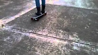 Learning how to longboard.. with my cel...