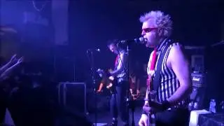 The Toy Dolls - spiders in the dressingroom - live@Crash!
