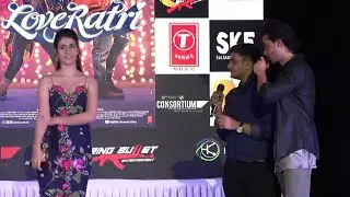 College Students Propose To  Warina Hussain | Loveratri Promotions