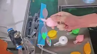 Jelly flag tagging machine