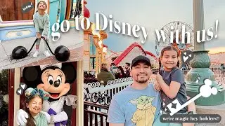We're Back At Disneyland (Pass Holders) | Nick and Sienna