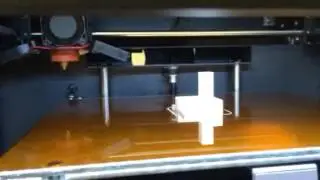 Craftbot+ experiencing some z-axis movement issues