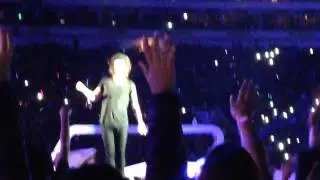 One Direction - Story Of My Life (Rose Bowl 9/11/14)