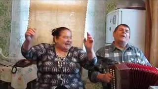 Зоя и Валера   Любите гармонь !!!