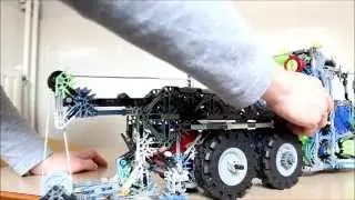 K'NEX Towing Truck