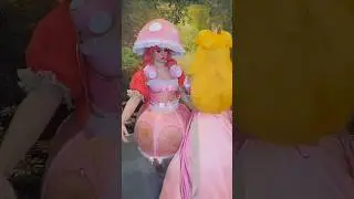 Scuse' Me Bruh👑🍑@Sweetie #princesspeach #toadette#princess #cosplay #costume #halloweencostume