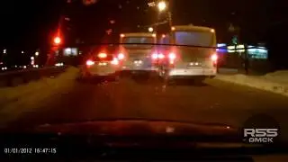 ДТП на Б. Хмельницкого, Омск (18.01.2018)