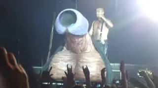 Живое выступление "Rammstein - Pussy"