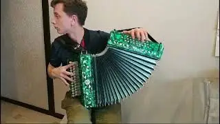 Продаётся бомбезная гармонь, вторую такую вы не найдёте!