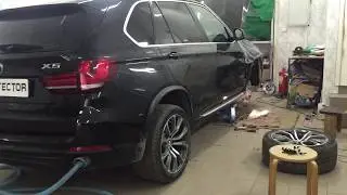 84. Тонируем  атермальной пленкой и шумоизолируем BMW в Ростове-на-Дону.
