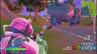 Klombo kicks a warthog 3 times and then eats it (Fortnite Battle Royale)