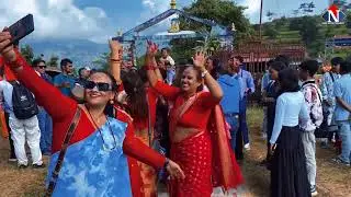 Thaniko Thanma Phool ko Doli (तनहुँ बसन्त पुर थानिको थान म फूल को डोली पन्चे बाजा मा रमाइलो गर्दै )