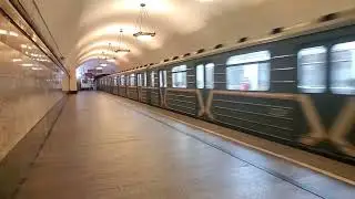 САМЫЙ СТАРЫЙ ПРОМЕЖУТОЧНЫЙ ВАГОН В МОСКВЕ!