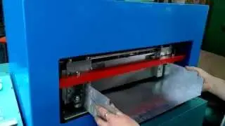 Пресс для формовки замка на кабельном лотке