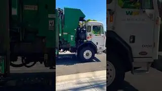 Peterbilt 520 side loader #subscribe #yt #viral #wastemanagment #peterbilt