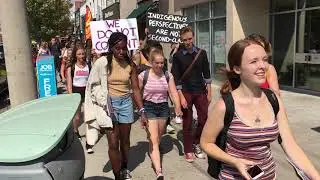 LHS students march on Bayview Ave.