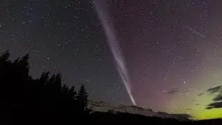 Observing strange sky lights NOT Aurora Borealis