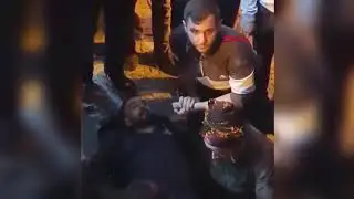 Eşiyle evine giden esnafa silahlı saldırı