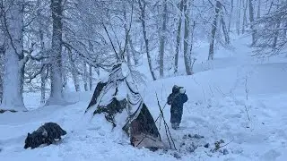 WINTER STORM SURVIVAL in -21°C HEAVY SNOW!