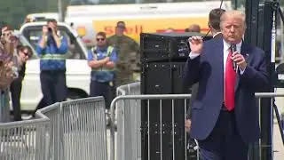Trump Greeted By Supporters At Wilmington International Airport | Wilmington, NC | 9-02-20