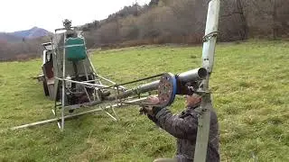 A local handyman and his HELICOPTER 2022