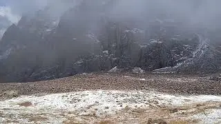 гора в облаках