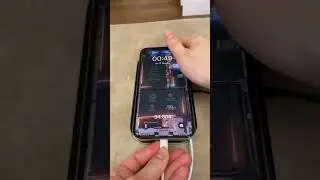 Charging an iPhone wirelessly and with a wire at the same time!😲Did you like this?🔥