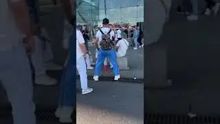 Россиянин встретил в Берлине иноагента смольянинова и высказал ему все, что о нем думает